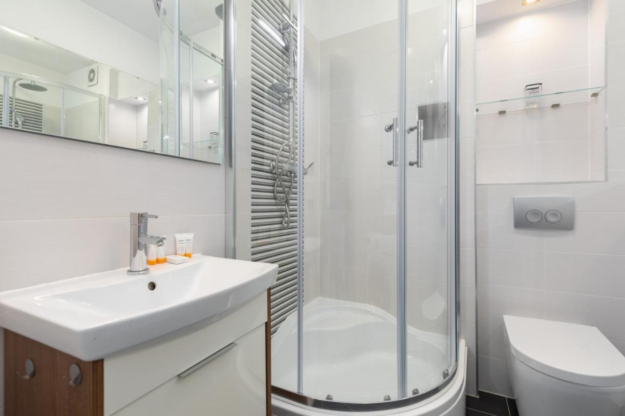 Wind Rose Quarter Apartments By Noclegi Renters 斯维诺乌伊希切 外观 照片