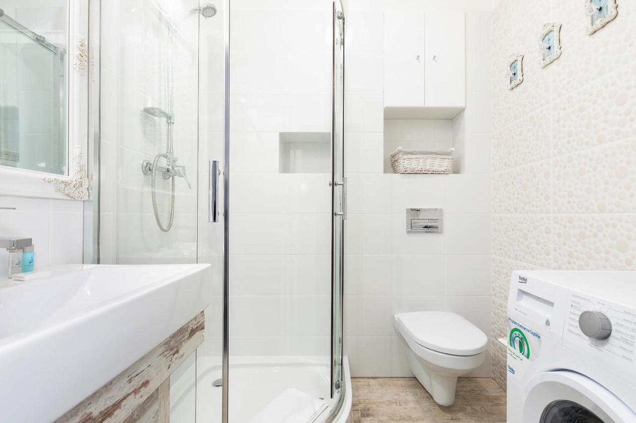 Wind Rose Quarter Apartments By Noclegi Renters 斯维诺乌伊希切 外观 照片